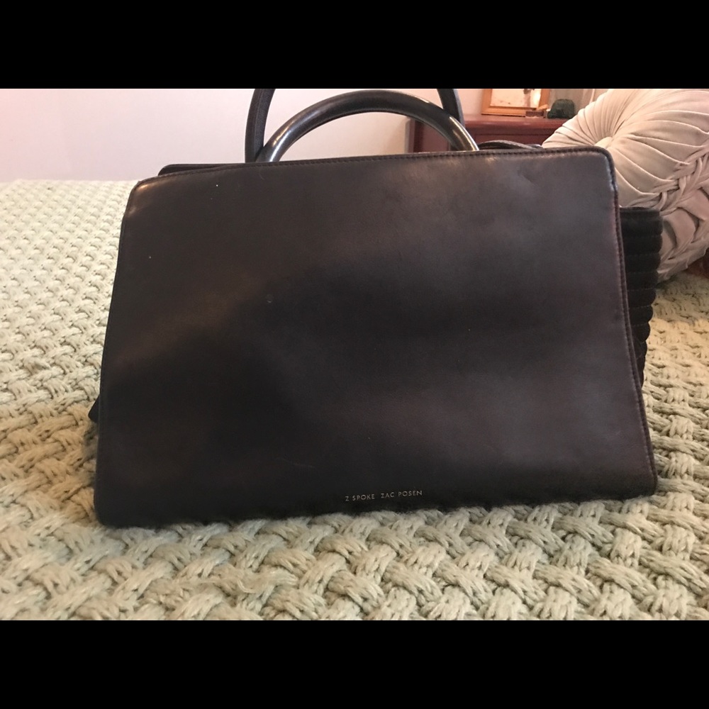 Zac Posed Shoulder Bag